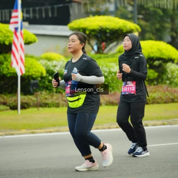 Runner Photo 3567604