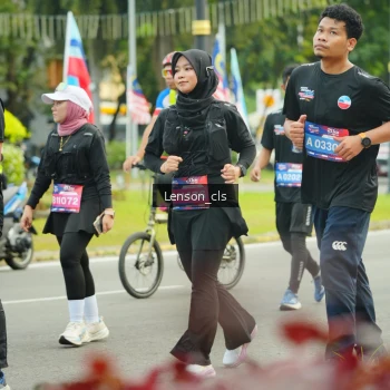 Runner Photo 3567612