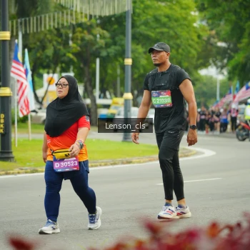 Runner Photo 3567635