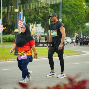 Runner Photo 3567652