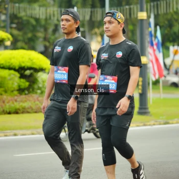 Runner Photo 3567671