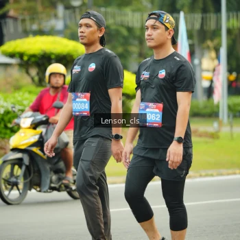 Runner Photo 3567673