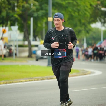 Runner Photo 3567681