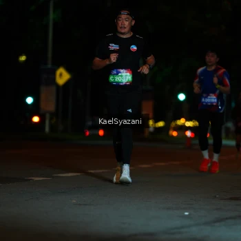 Runner Photo 3567710