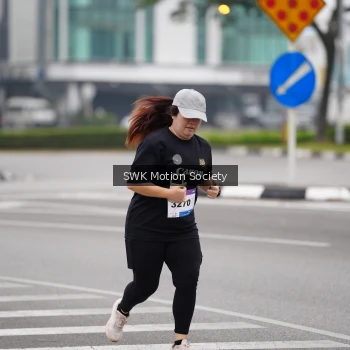 Runner Photo 3567735