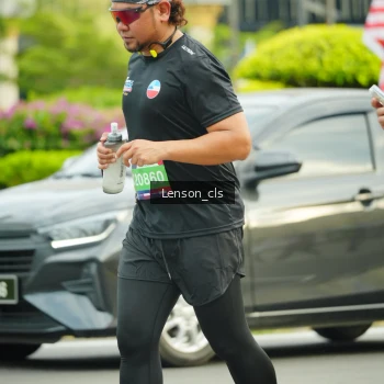 Runner Photo 3567739