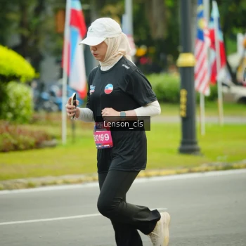 Runner Photo 3567758