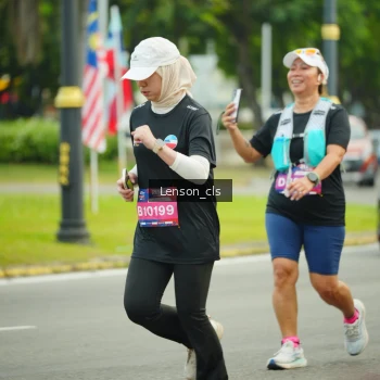 Runner Photo 3567765