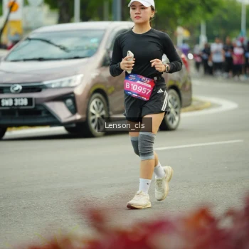 Runner Photo 3567773