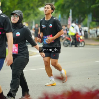 Runner Photo 3567791