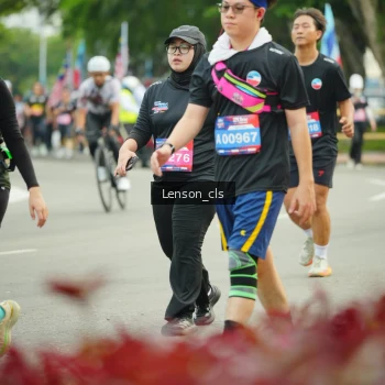 Runner Photo 3567793