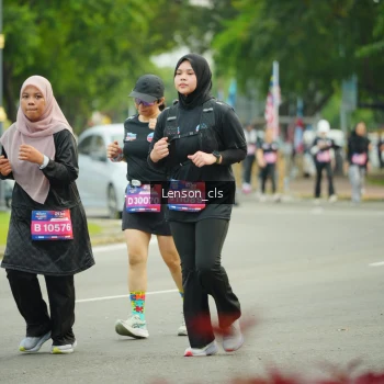Runner Photo 3567815