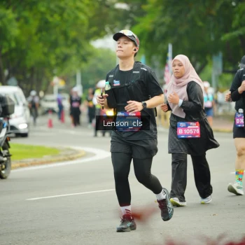 Runner Photo 3567821