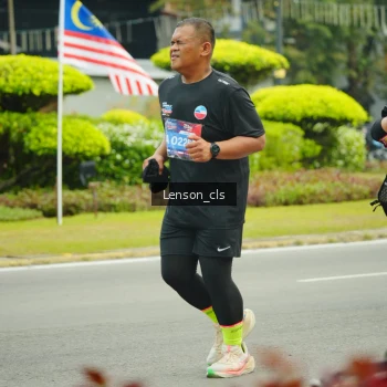 Runner Photo 3567830
