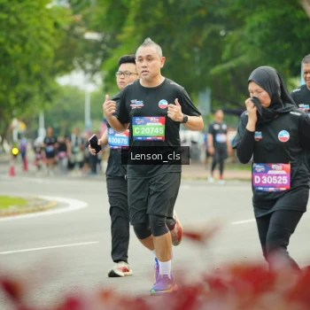 Runner Photo 3567842