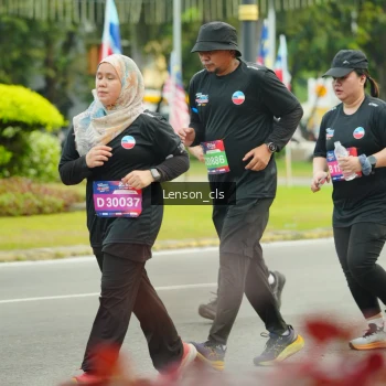 Runner Photo 3567851