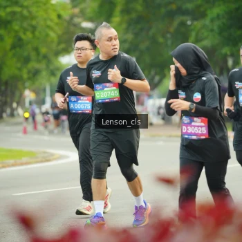 Runner Photo 3567853