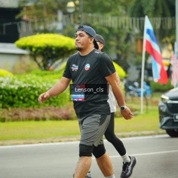Runner Photo 3567855