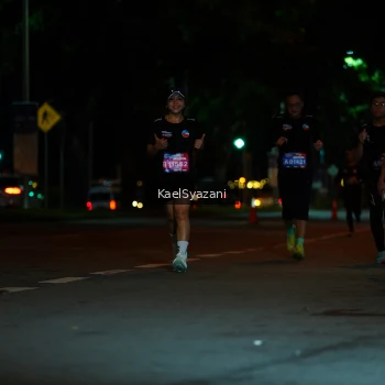 Runner Photo 3567886