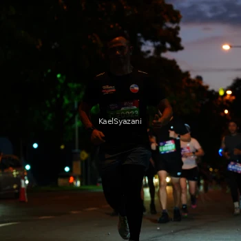 Runner Photo 3567956