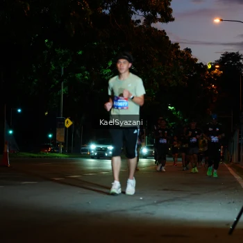 Runner Photo 3567974