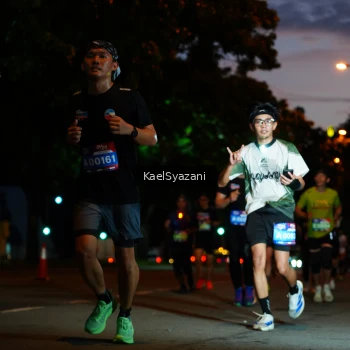 Runner Photo 3567990