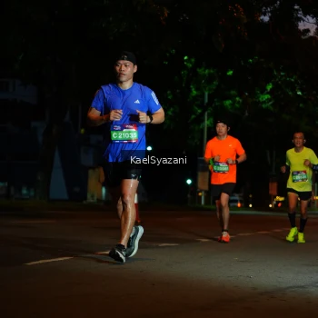 Runner Photo 3568030