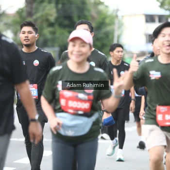 Runner Photo 3568034