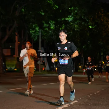 Runner Photo 3568058