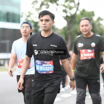 Runner Photo 3568106