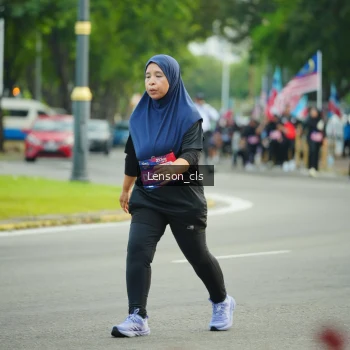 Runner Photo 3568135