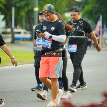 Runner Photo 3568142