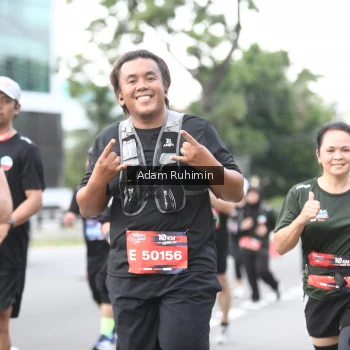 Runner Photo 3568156