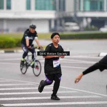 Runner Photo 3568204