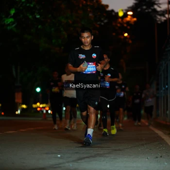 Runner Photo 3568272
