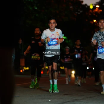 Runner Photo 3568303