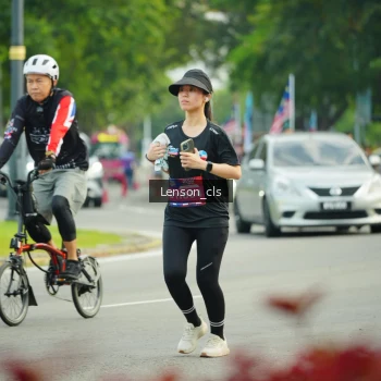 Runner Photo 3568339