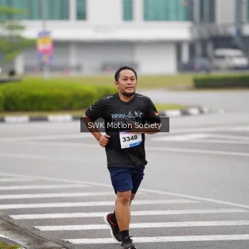 Runner Photo 3568344