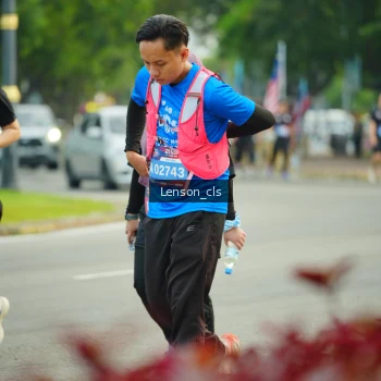 Runner Photo 3568345