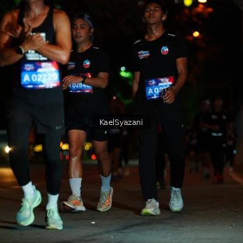 Runner Photo 3568349