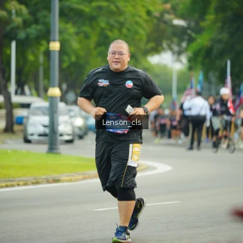 Runner Photo 3568354