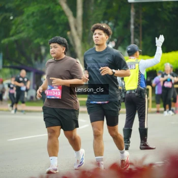 Runner Photo 3568367