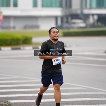 Runner Photo 3568371