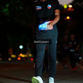 Runner Photo 3568372