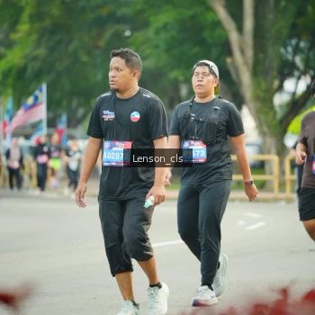 Runner Photo 3568375