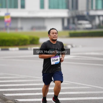 Runner Photo 3568386
