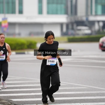 Runner Photo 3568391