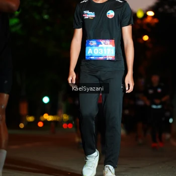 Runner Photo 3568414