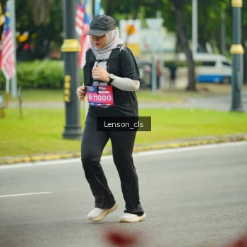 Runner Photo 3568415