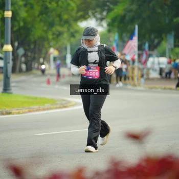Runner Photo 3568419